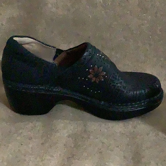 Ariat womens Leather Clogs size 8B - Picture 6 of 9